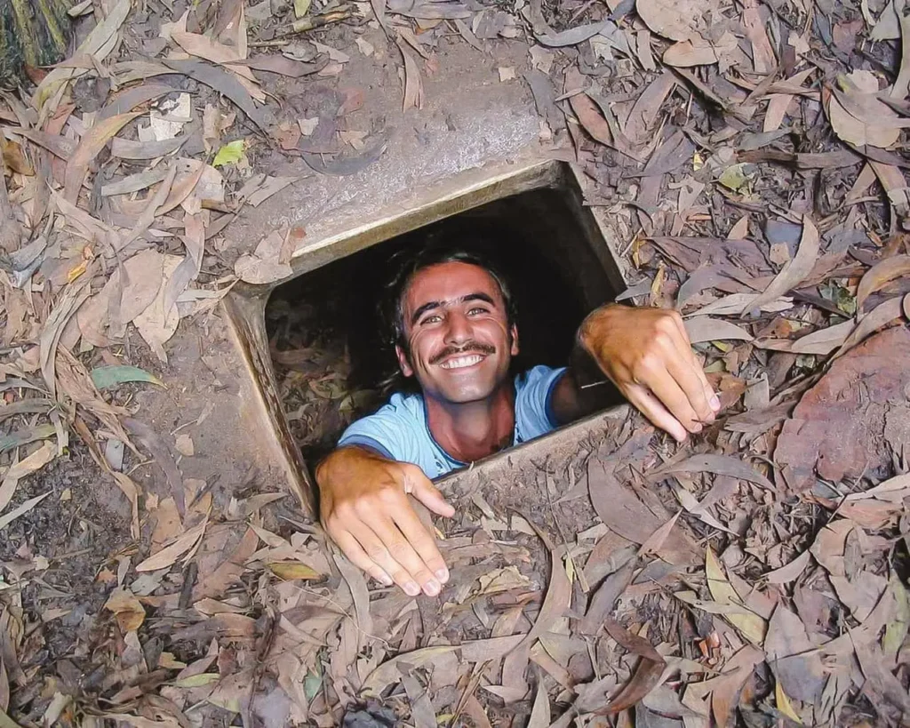 Cu chi tunnels